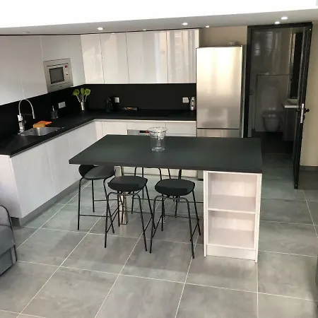 Loft Chic Et Moderne, Deco Industrielle Apartmán Beausoleil