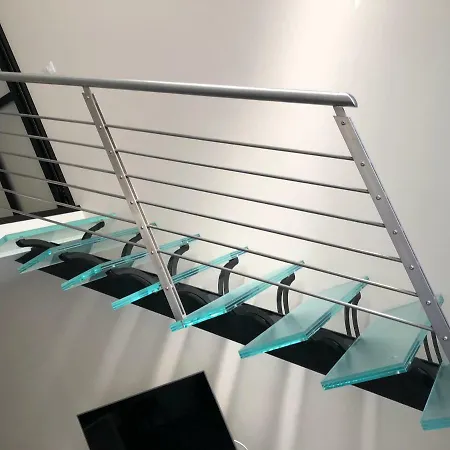 Loft Chic Et Moderne, Déco Industrielle Beausoleil