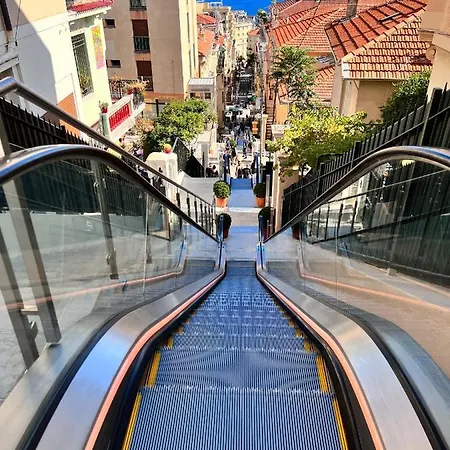 Loft Chic Et Moderne, Deco Industrielle Beausoleil