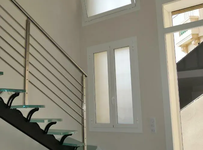 Апартаменты Loft Chic Et Moderne, Deco Industrielle *